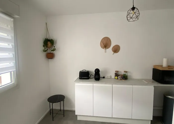 Autre Canal Chez Helo